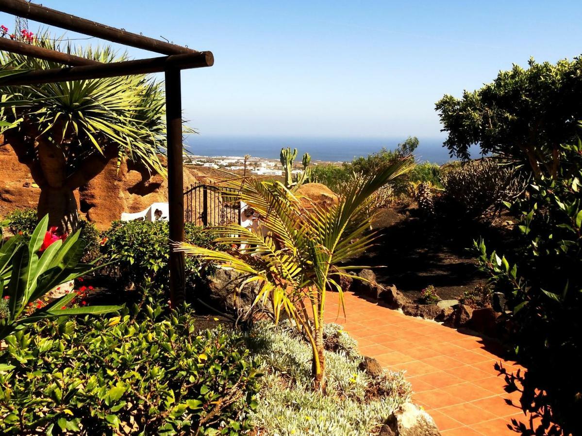 Castillo Lanzarote Villa Bailey - Luxury Villa - Pet Friendly With Heated Pool La Asomada  Exterior photo