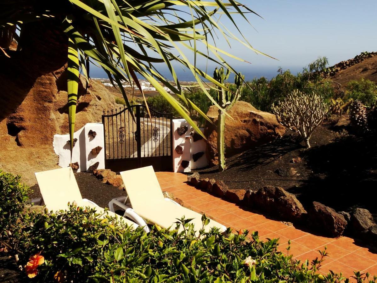 Castillo Lanzarote Villa Bailey - Luxury Villa - Pet Friendly With Heated Pool La Asomada  Exterior photo